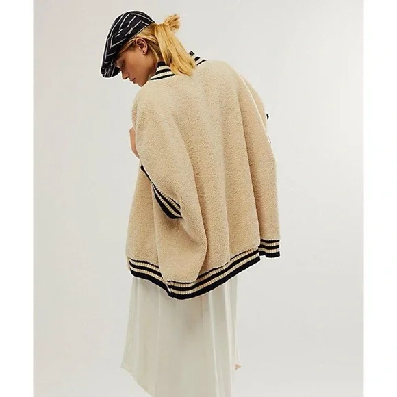 FREE PEOPLE Pep Rally Teddy Poncho Jacket Oversized Fur Sherpa Sleeveless Cream - Picture 2 of 9